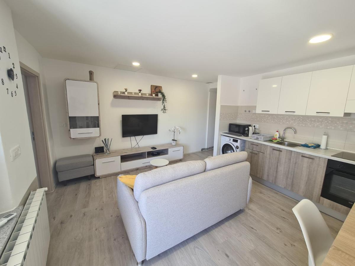 Apartma Iva Копер Екстериор снимка